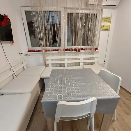 Downtown Hostel